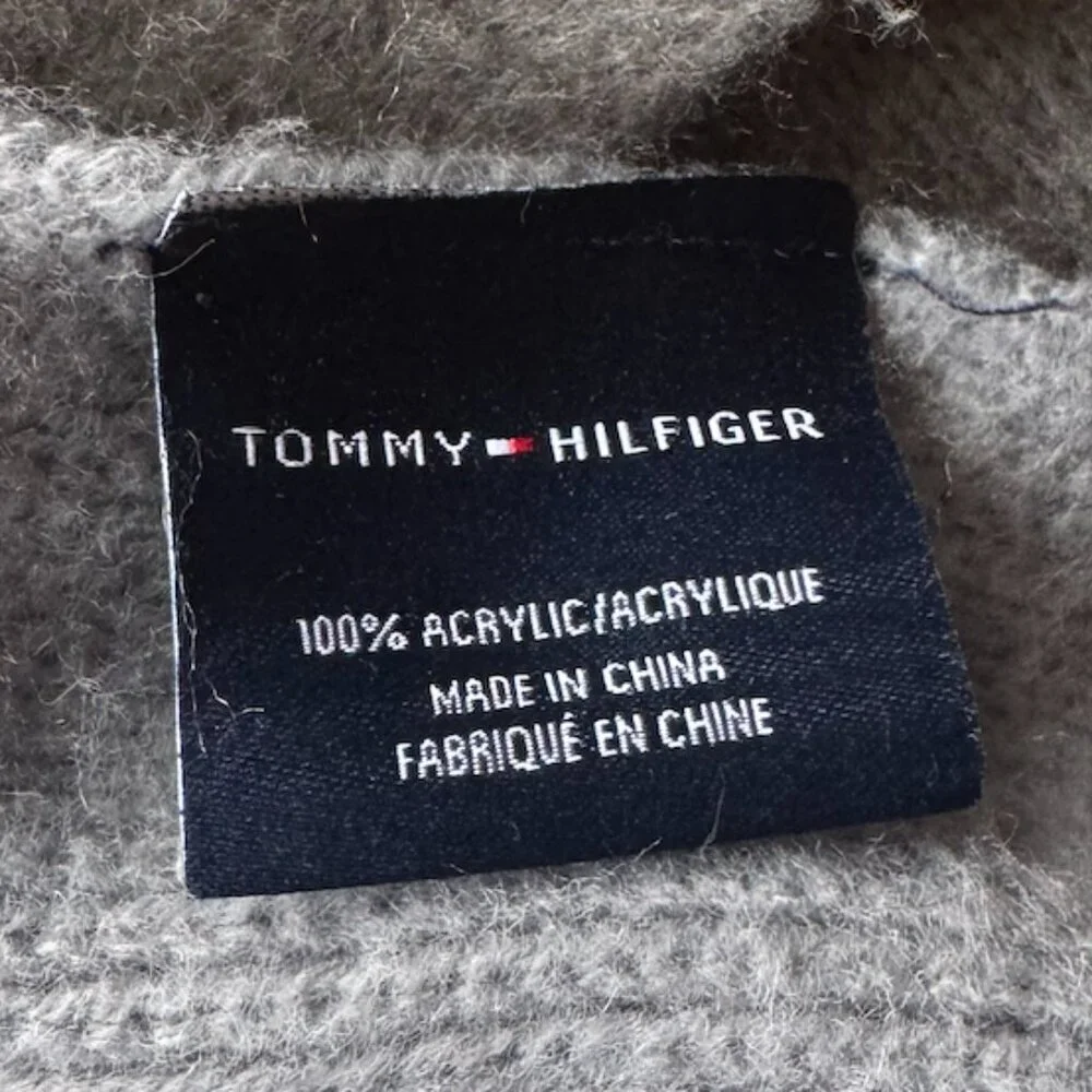 Tommy Hilfiger Mens scarf 11.5x72 Embroidered logo (C38)